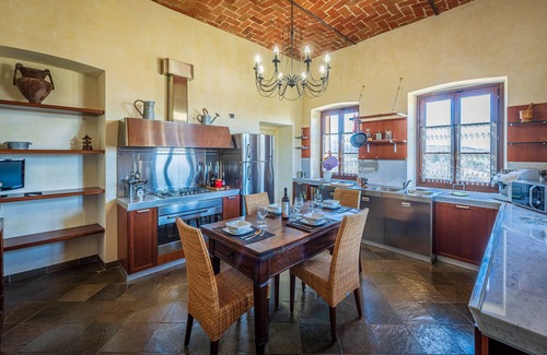 Alba Villa | Villa Ludovica, Alba Hills