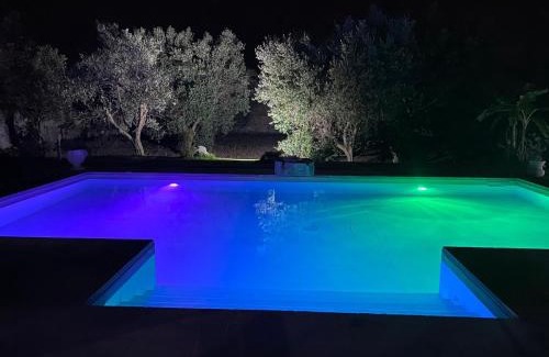 Carpignano Salentino Villa | Villa Luisa villa con piscina e Vasca Idromassaggio vicino Otranto