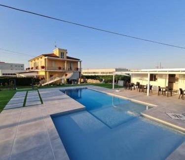 Arielli Apartment | Villa Luja