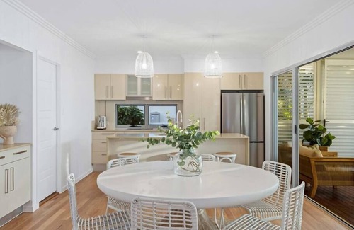 Miami House | Villa Luxe Miami 3BR, Pool, 150m to beach
