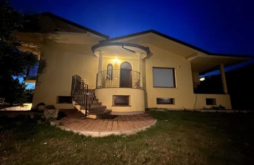 Santa Maria Imbaro House | Villa MA-YA
