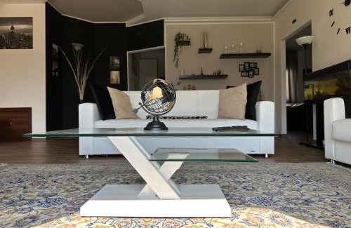 Santa Maria Imbaro House | Villa MA-YA
