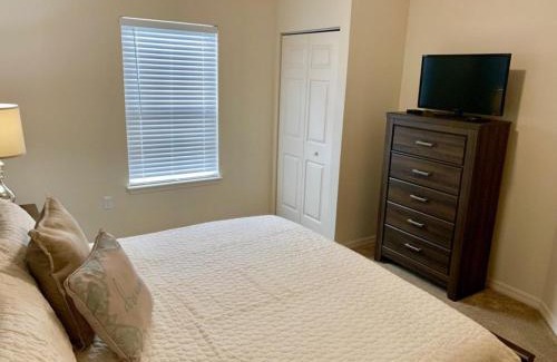 Campbell House | Villa Magic- Lucaya Villa Resort