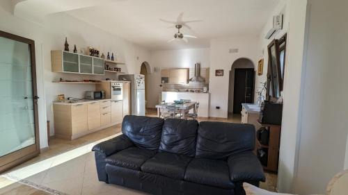 Mesagne House | Villa Maila - Accogliente Villetta con Giardino Privato in Salento