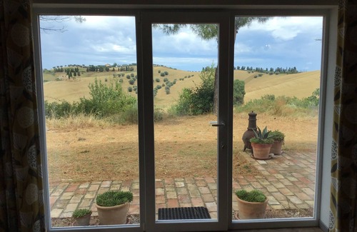 Cologna Spiaggia House | Villa Maise sleeps 8 in 4 Bedrooms, 3 Bathrooms, Stunning Views, 3km from Beach