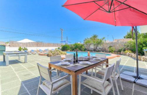 Les Palmeres Villa | Villa Maite by Villa Plus