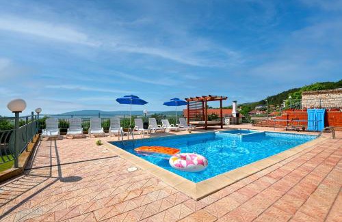 Osenovo House | Villa Makeli