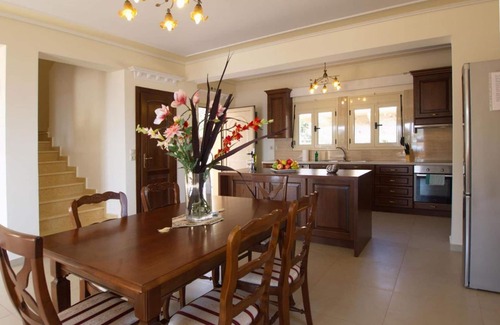 Fiskardo Villa | Villa Mandola in Tzamarelata