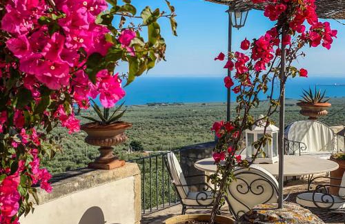 Monte Sant'Angelo Apartment | Villa Manganaro