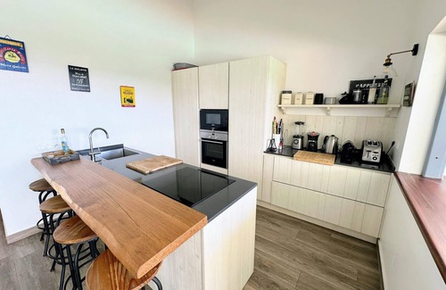 Grand-Bourg Villa | VILLA MANGO