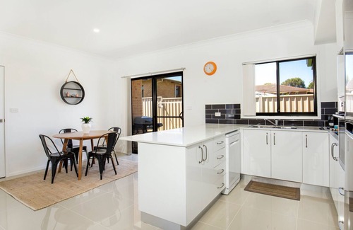 Culburra Beach Villa | Villa Mare - 4 Mins to Beach