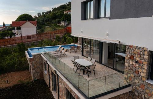 Rezevici Villa | Villa Mare