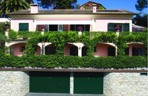 Rapallo House | Villa Mares - sea view, free garage