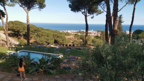 Mataro Cabin | Villa Maresme & Villa Rosa