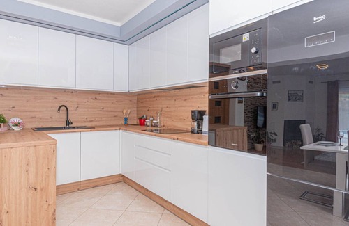 Ruzic Villa | Villa Maria with Outdoor Pool - Five Bedroom Villa with Outdoor Pool