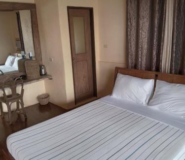 Siquijor Resort | VILLA MARMARINE BEACH RESORT & RESTAURANT