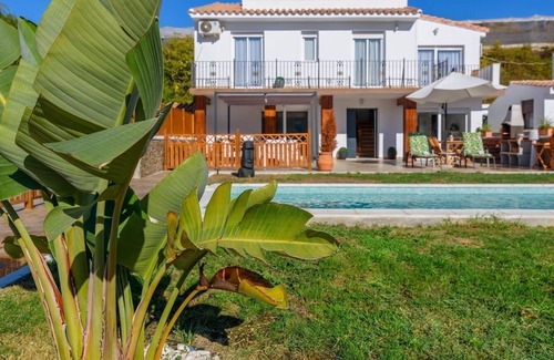 Mezquitilla Villa | Villa Matella Vélez-Málaga by Ruralidays