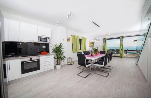 Veliko Brdo Villa | Villa Matic* new, modern villa with pool 40 m2, beach and beautiful sea view