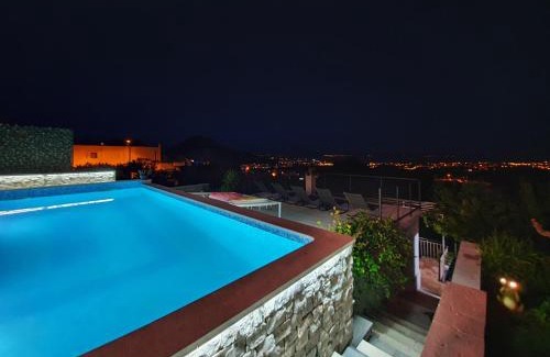 Mravince Villa | Villa Matković with private pool - Kučine, Split