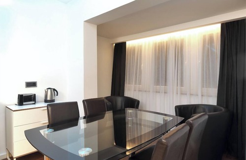 Hollerich Apartment | Villa Medici 12 Two-Bedroom Apartment (6 Adults)