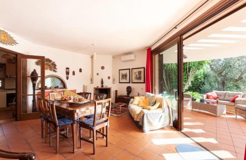 Parabita Villa | Villa Menhir with pool garden and tennis - Happy Rentals