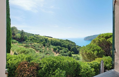 Levanto Villa | Villa 'Mesco' with Mountain View, Private Pool and Wi-Fi