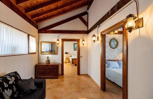 Caviedes House | Villa Micaela