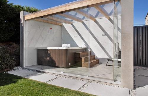 Caldas da Rainha Villa | Villa Mila Piscina e Jacuzzi