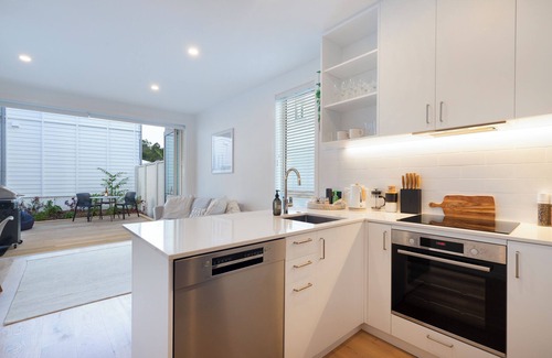 Matakana Cottage | Villa Miya - Matakana Holiday Apartment