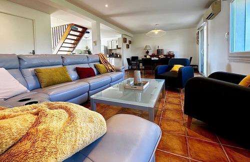 Moelan-sur-Mer House | Villa Moëlan-sur-Mer, 4 bedrooms, 9 persons