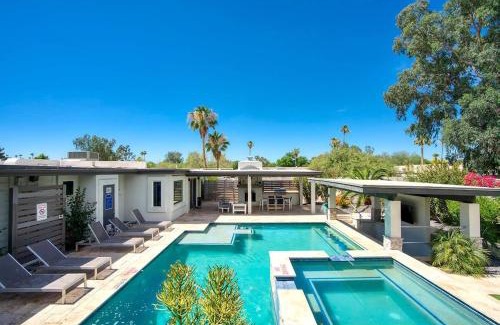 Shea North Estates House | Villa Moderna