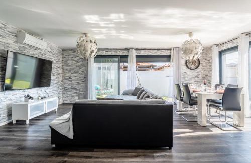 Le Rove Villa | Villa moderne avec piscine privée et espace extérieur à Le Rove