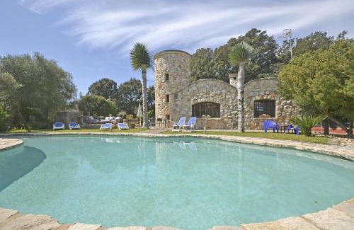 Buger House | Villa Moli