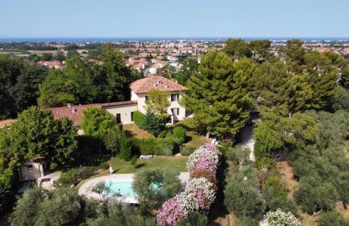 Fano Bed & Breakfast | Villa Monacelli