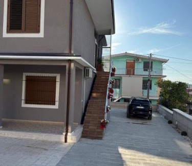 Golem Villa | Villa Mondi
