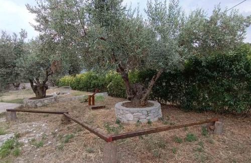 Pella Region Villa | Villa Monolia
