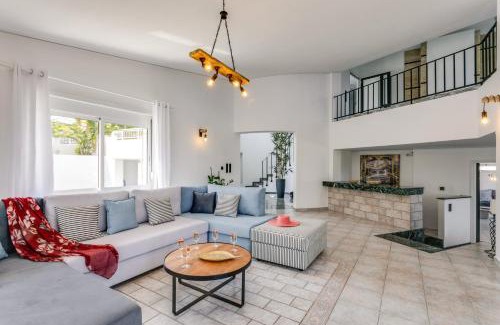 Potamies Villa | Villa Monroe by Villa Plus