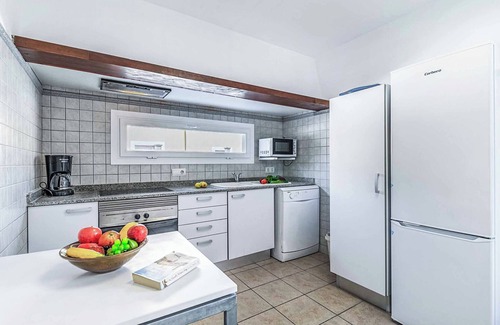 Les Palmeres Villa | Villa Monsy 2 - Three Bedroom Villa, Sleeps 5