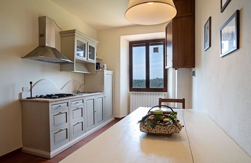 San Gimignano Apartment | Villa, Montauto - Vacation Villa with pool close to San Gimignano