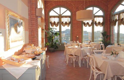 Vignale Monferrato Hotel | Villa Morneto - Adults Only