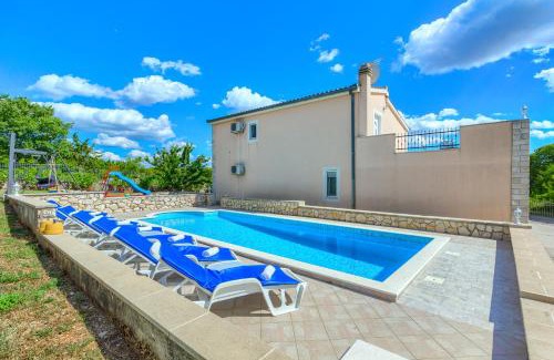 Dicmo Villa | Villa My peace
