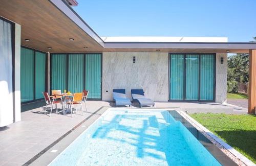 Ao Nang Villa | Villa Nadsuree Ao-Nang Luxury Modern House