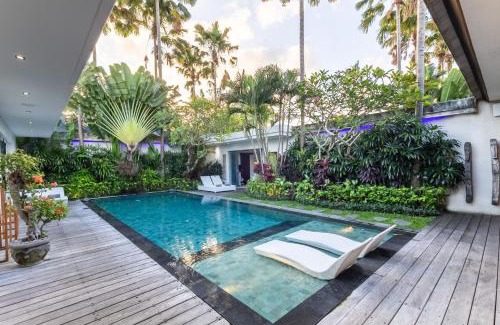 Sunset Road Villa | Villa Naema - 4BR Private Villa in Seminyak
