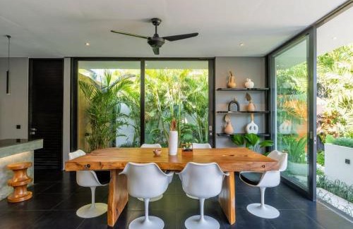 Umalas Villa | Villa Naura Umalas