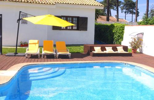 Verdizela Villa | Villa near Beach & Lisbon