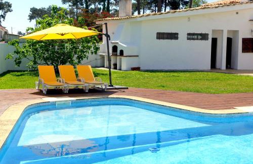 Verdizela Villa | Villa near Beach & Lisbon