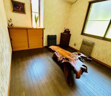 Otsuki Villa | Villa near Kawaguchiko, Yamanashi