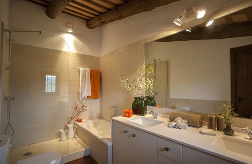 Olerdola Villa | Villa near Sitges to rent, holiday villa sitges with private pool, villa with pool sitges,villa in sitges spain
