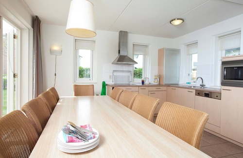 Municipality of Hellevoetsluis Villa | Villa near the Sea in Rockanje