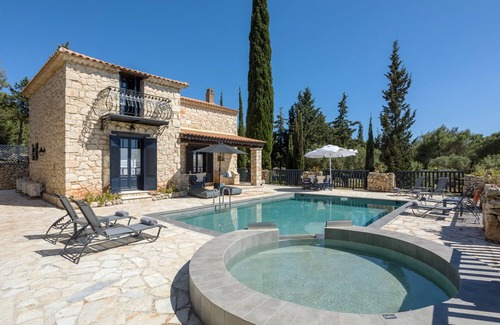 Agia Marina Villa | Villa Nephos - Beautiful sea views